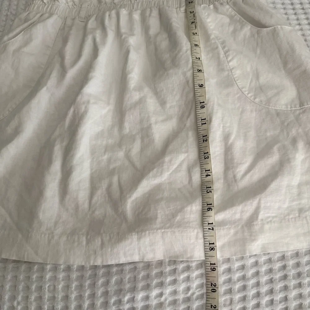 Lilly Pulitzer White Lace Elastic Skirt with pockets